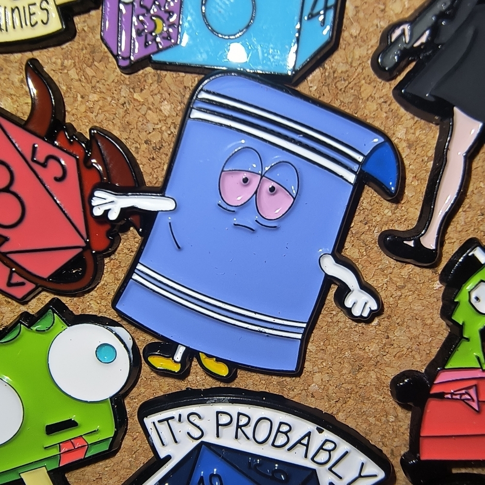 Blue Towel Enamel Pin - Cute Cartoon Design